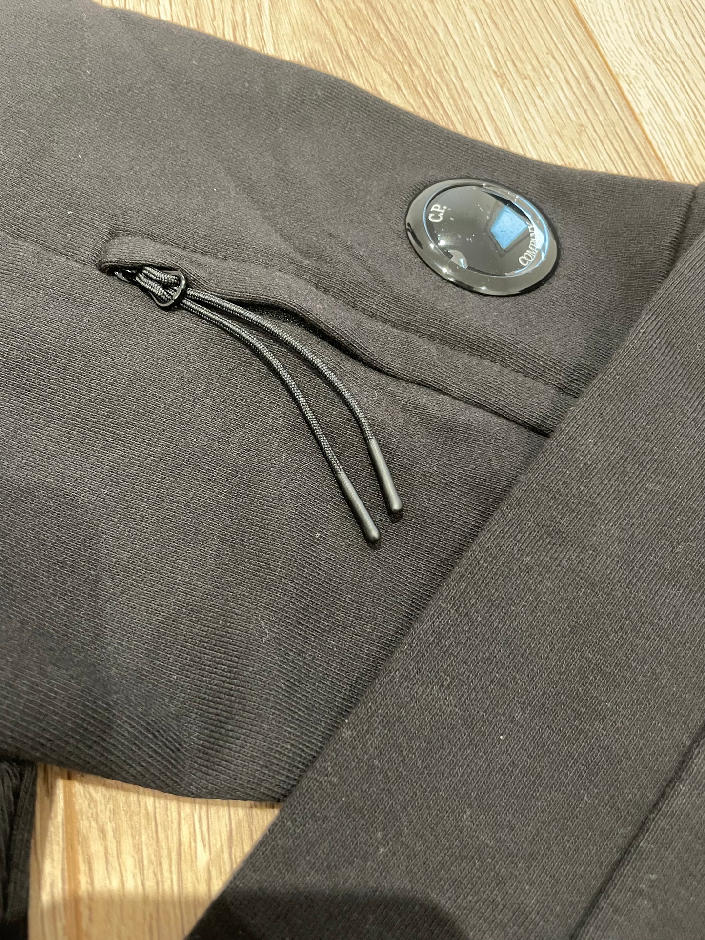 CP Micro HW Lens Sweatshirt Black